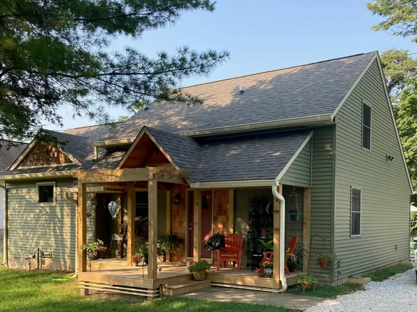 3850 S Snoddy Rd, Bloomington, IN 47401