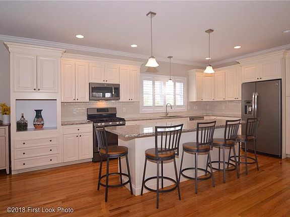 3rd image of 30 Austin Meadows Ln