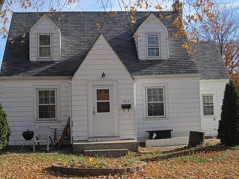 2nd image of 3125 Martin Ave