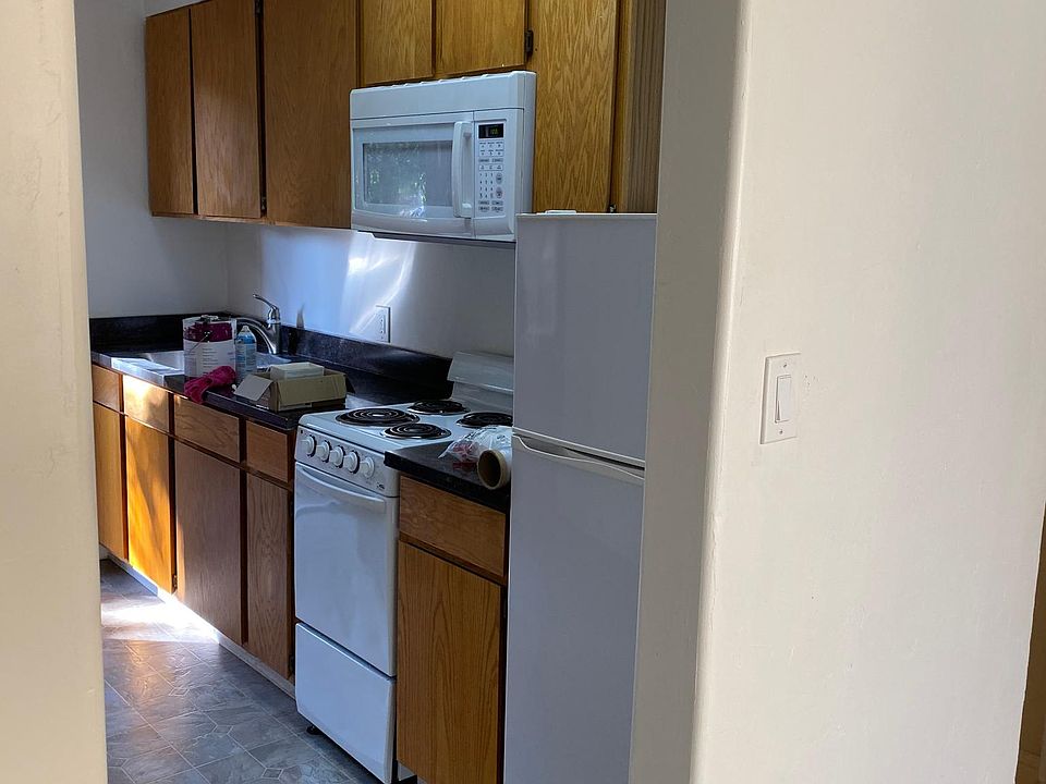 2nd image of 22 Warner Ct