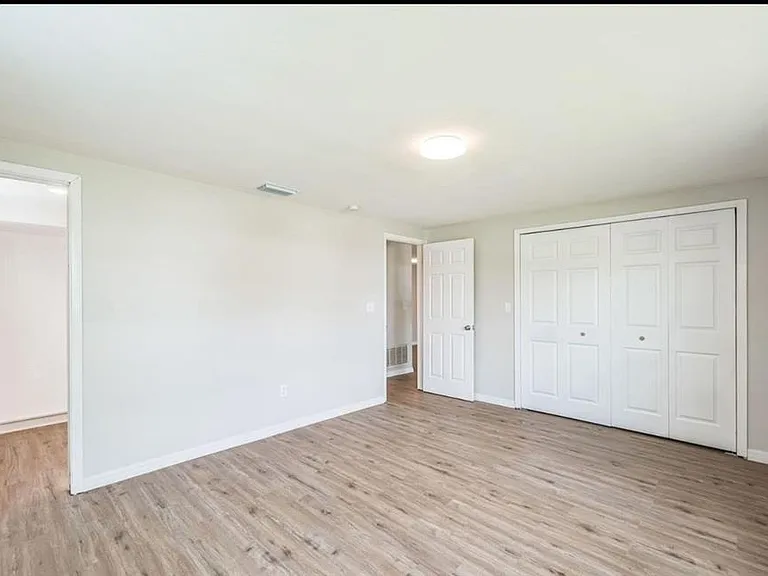 6250 Kentfield Ave — Photo 2