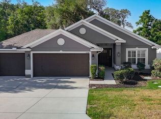 12244 Loopback Dr, San Antonio, FL 33576
