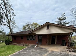 819 N Piedmont Ave, Kings Mountain, NC 28086