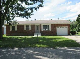 949 W Graceway Dr, Napoleon, OH 43545