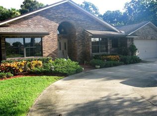 3820 Oakhill Dr, Titusville, FL 32780