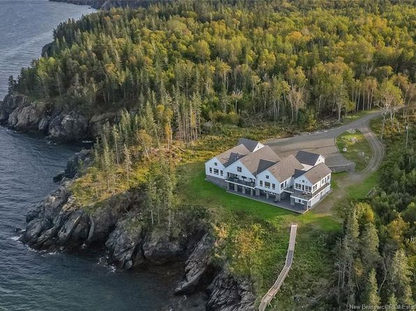 868 Fundy Dr, Campobello Island, NB E5E 1X5