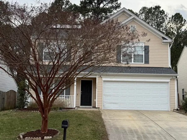 7320 Brighton Village Dr, Raleigh, NC 27616