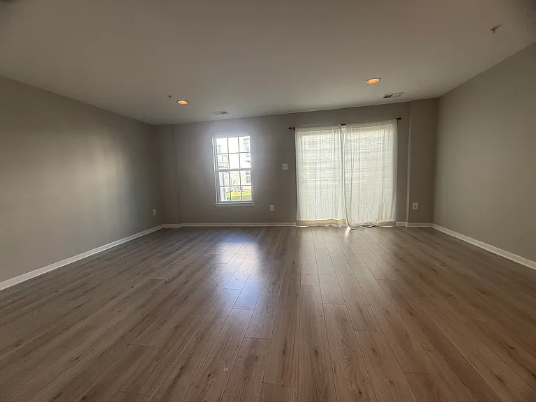 780 Cherry Bark Ln — Photo 4