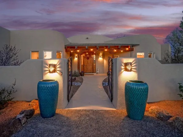 40 Camino De Claudio, Corrales, NM 87048