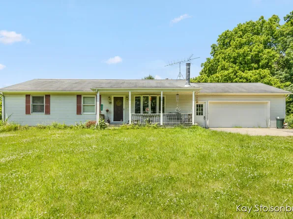 6800 McKibben Rd, Delton, MI 49046