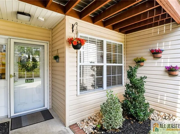 1304 Plymouth Rd, North Brunswick, NJ 08902