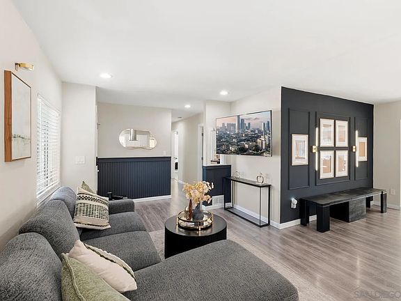 5th image of 465 Parkbrook St