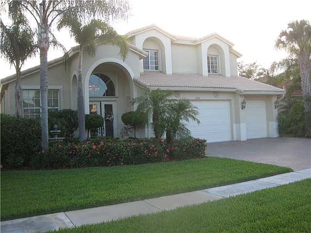 1st image of 4265 Mariners Cove Dr