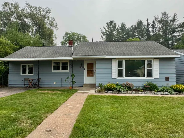 201 N Ash St, Gwinn, MI 49841