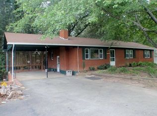 10022 Moore Dr, Manassas, VA 20111
