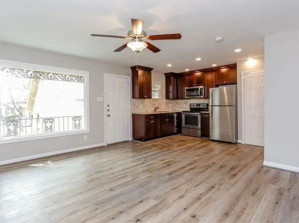 808 1/2 W Main St, Houston, TX