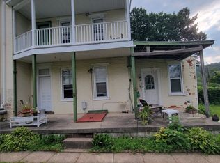 704 S Reading Ave #B, Boyertown, PA 19512