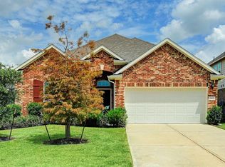 6807 Persea Ridge Ln, Dickinson, TX 77539