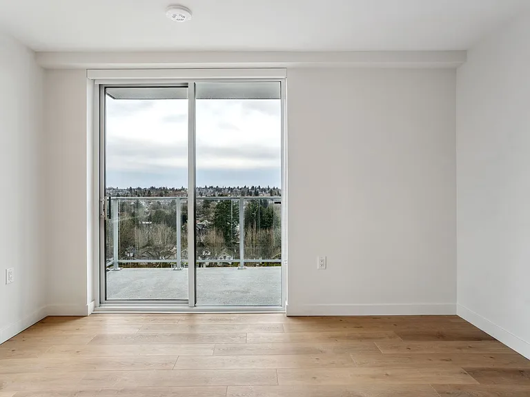 3572 Glen Dr — Photo 42