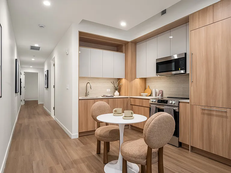 180 Pearl St #322 — Photo 2