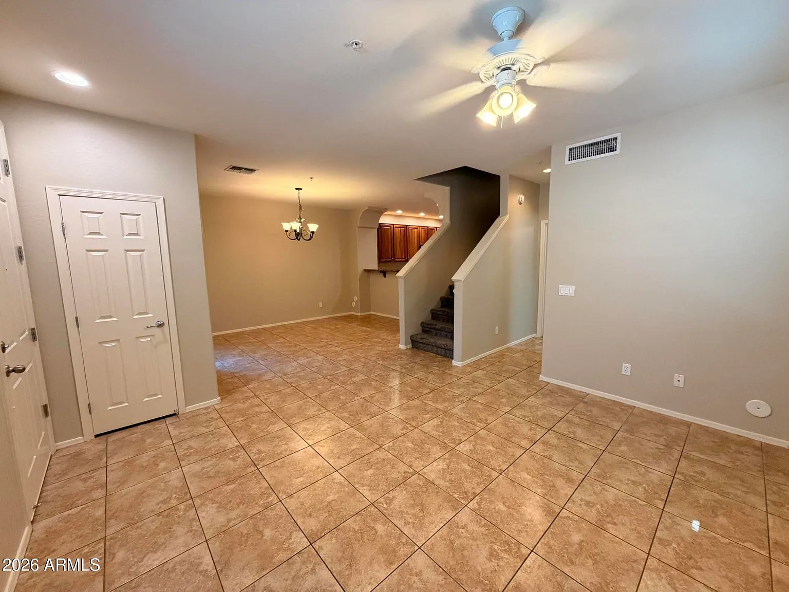 3 bed, 3.0 bath, 1493 sqft, $1,995 — Photo 2