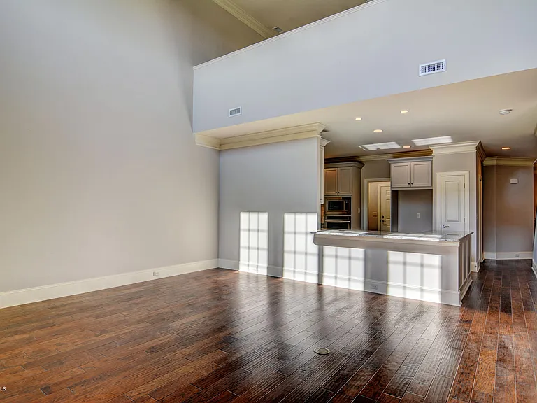 4302 Terrington Dr — Photo 6