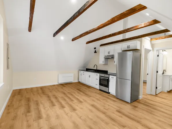 491 Us Route 5 N Unit 2, Fairlee, VT 05045