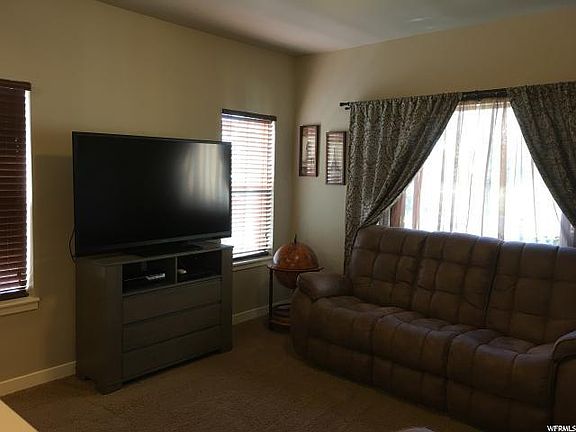 3rd image of 1138 N Shepard Creek Pkwy Unit 2