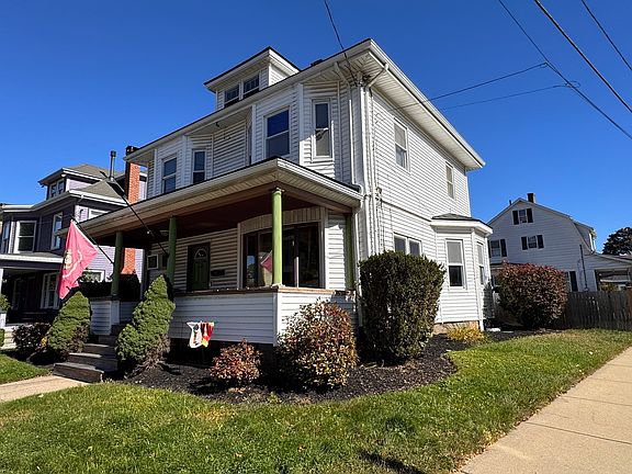 2nd image of 454 Broadway