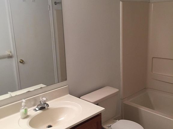 4th image of 4965 Winterbury Dr