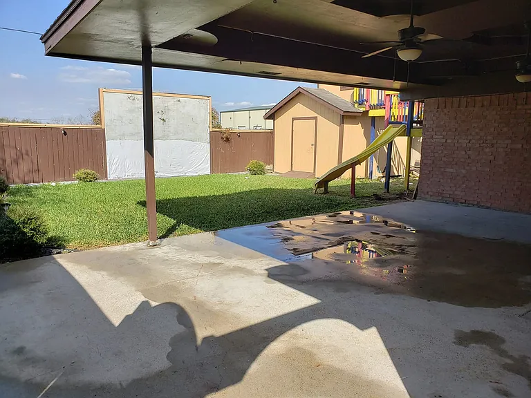 2013 Rebecca Dr S — Photo 11