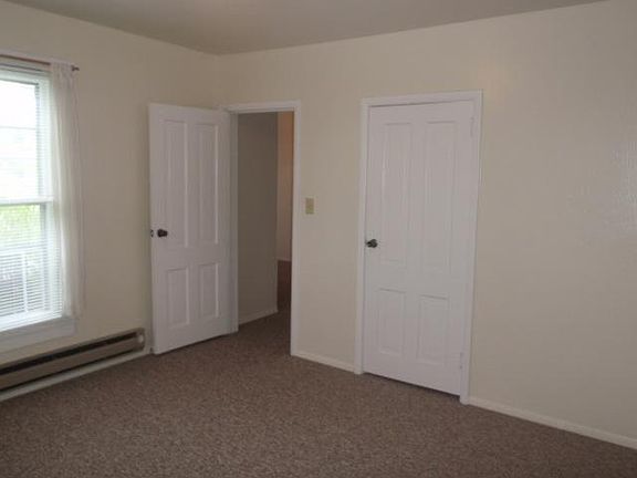 5th image of 424 Madison St #1/2