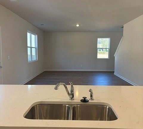 4th image of 210 Bullock Pass