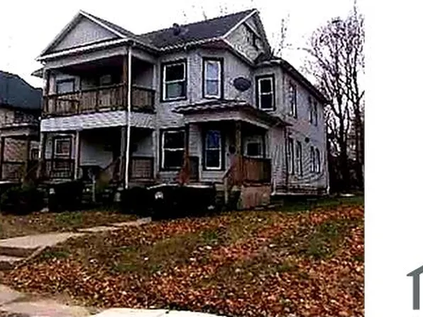 311 E Pleasant St, Freeport, IL