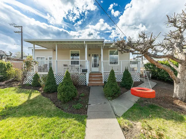867 Columbia St, Kamloops, BC V2C 2V7