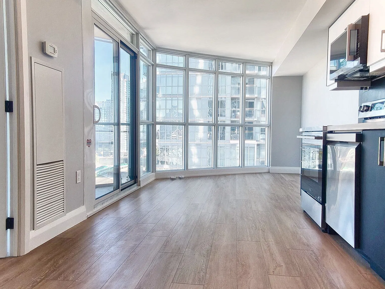 1 bed, $2,250 — Photo 2