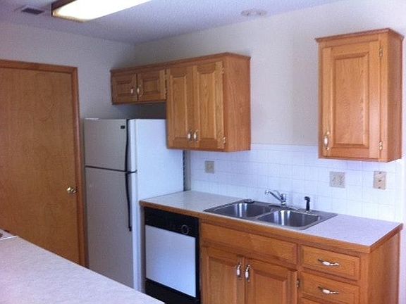 5th image of 13125 Richland Ave APT 3