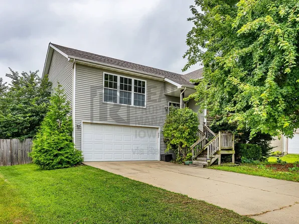 1229 E 18th St, Norwalk, IA 50211