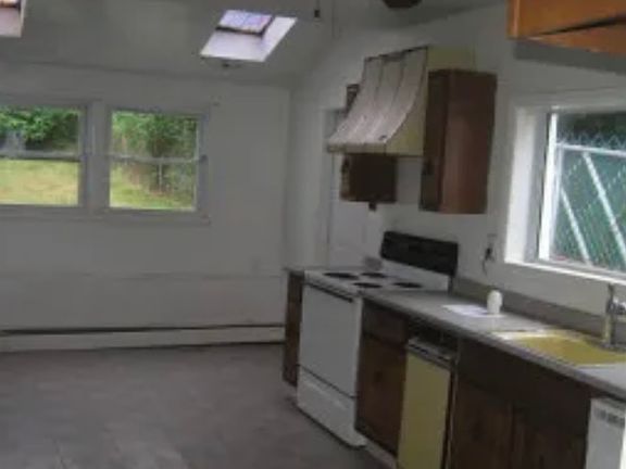4th image of 45-47 Kidder St #45