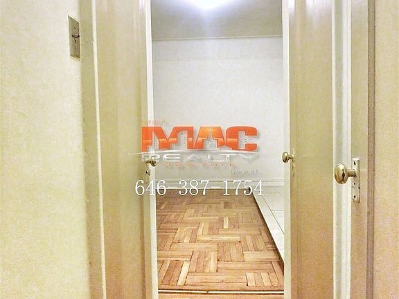 5th image of 3083 29th St APT F8