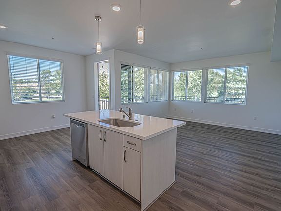 4th image of 26701 McBean Pkwy #301