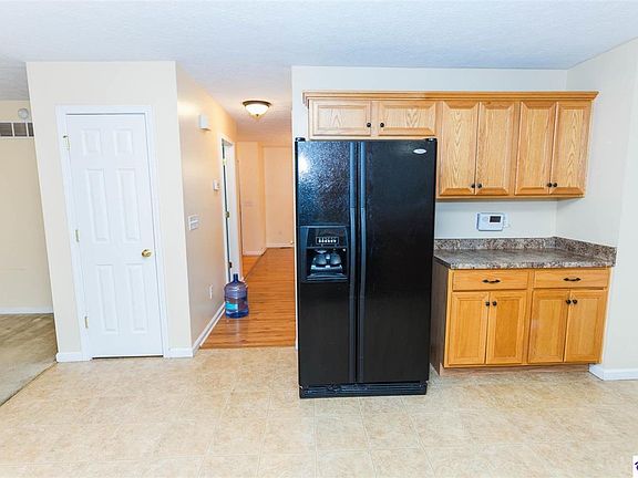 3rd image of 133 Westbourne Ct