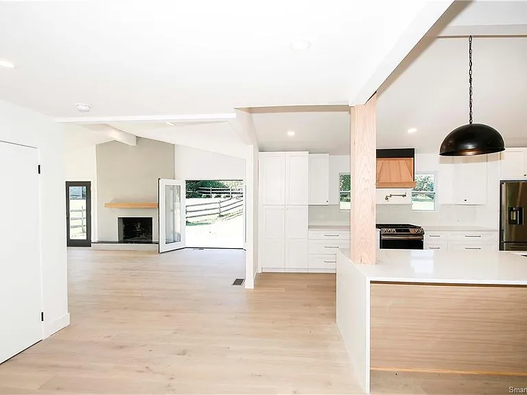 11 Fairmount Dr — Photo 10