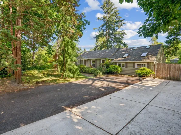 2266 SE Torbank Rd, Milwaukie, OR 97222