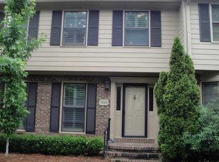 1964 Mountain Laurel Ln, Hoover, AL 35244