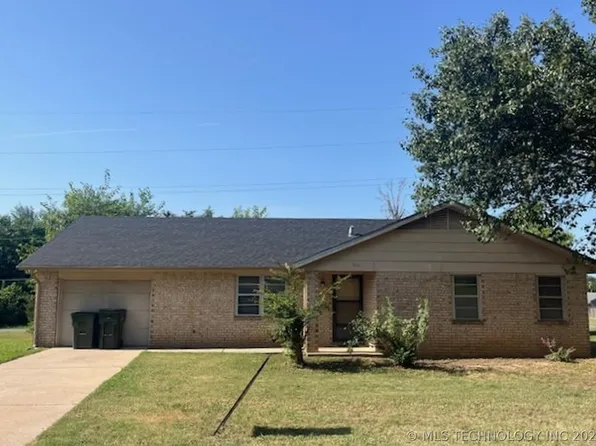 900 Byrd Ave, Sallisaw, OK 74955