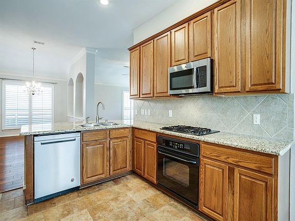 5th image of 9005 Clearview Dr