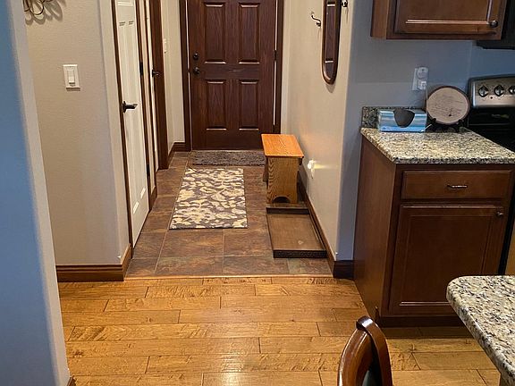 4th image of 1340 Copper Mountain Dr