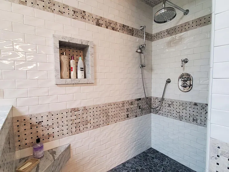 956 Redwood Dr — Photo 18