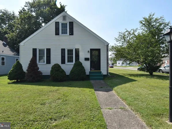 3 Harvey Pl, Wilmington, DE 19805